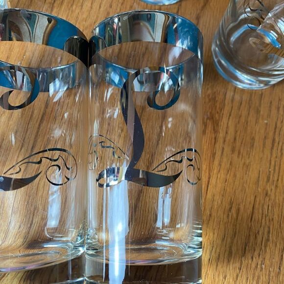 Set of 2 Vintage MCM Dorothy Thorpe Silver Rimmed  Mid Century Dorothy Thorpe Monogrammed glasses Silver rimed letter L set is 7